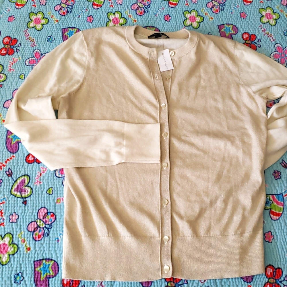 Ann Taylor cardigan medium NWT